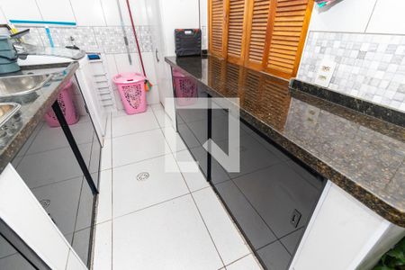 Casa à venda com 280m², 3 quartos e 2 vagas Casa à venda com 280m², 3 quartos e 2 vagasÁrea de Serviço