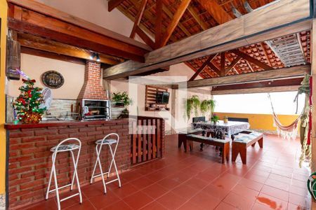 Casa à venda com 280m², 3 quartos e 2 vagas Casa à venda com 280m², 3 quartos e 2 vagasEspaço Gourmet