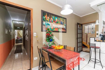 Casa à venda com 280m², 3 quartos e 2 vagas Casa à venda com 280m², 3 quartos e 2 vagasCopa