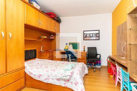 Casa à venda com 280m², 3 quartos e 2 vagas Casa à venda com 280m², 3 quartos e 2 vagasQuarto 3