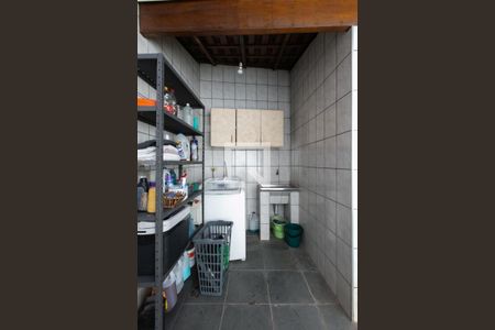 Casa para alugar com 350m², 5 quartos e 2 vagasÁrea de Serviço