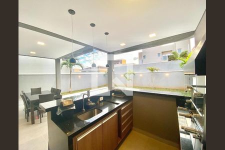 Casa de condomínio à venda com 237m², 3 quartos e 4 vagas Casa de condomínio à venda com 237m², 3 quartos e 4 vagasFoto 24