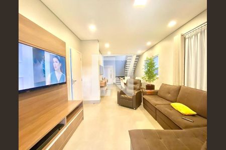 Foto 01 de casa de condomínio à venda com 3 quartos, 237m² em Swiss Park, Campinas