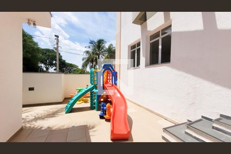 Apartamento à venda com 66m², 2 quartos e 2 vagas Apartamento à venda com 66m², 2 quartos e 2 vagasÁrea comum - Playground
