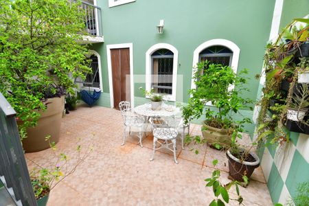 Casa à venda com 360m², 7 quartos e 4 vagasÁrea Externa