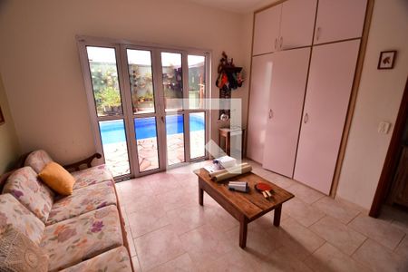 Casa à venda com 360m², 7 quartos e 4 vagasEdicula