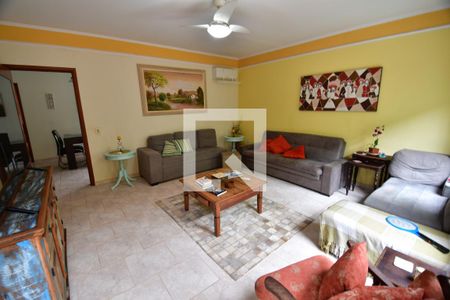 Casa à venda com 360m², 7 quartos e 4 vagasEdicula
