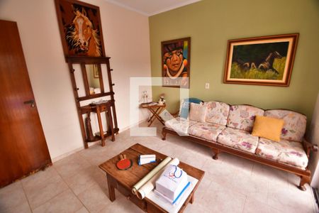 Casa à venda com 360m², 7 quartos e 4 vagasEdicula