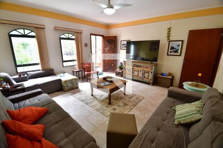 Casa à venda com 360m², 7 quartos e 4 vagasEdicula