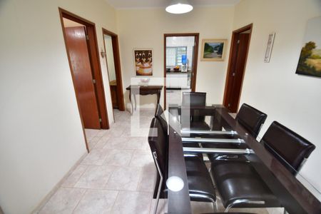 Casa à venda com 360m², 7 quartos e 4 vagasEdicula