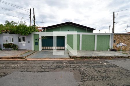 Casa à venda com 360m², 7 quartos e 4 vagasFachada
