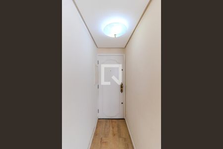 Corredor de Entrada de apartamento para alugar com 2 quartos, 70m² em Santa Cecilia, São Paulo