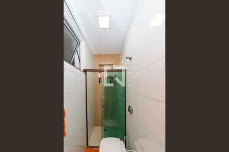 Casa à venda com 180m², 4 quartos e 1 vaga Casa à venda com 180m², 4 quartos e 1 vagaBanheiro Social 2