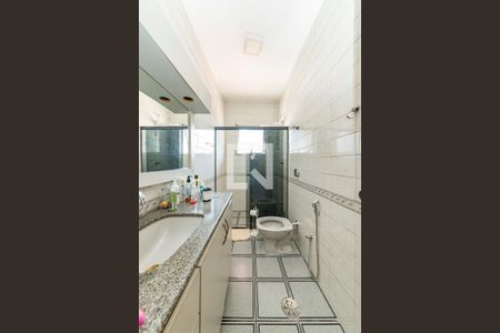 Casa à venda com 180m², 4 quartos e 1 vaga Casa à venda com 180m², 4 quartos e 1 vagaBanheiro da Suíte 1