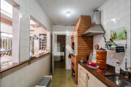 Casa para alugar com 338m², 4 quartos e 6 vagasÁrea de Serviço