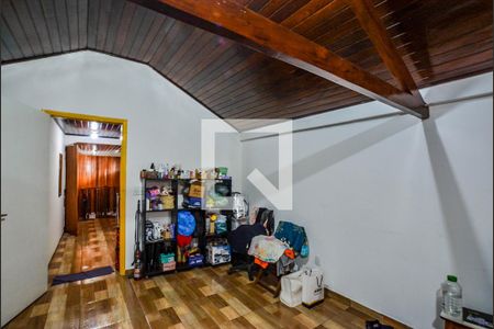 Casa para alugar com 338m², 4 quartos e 6 vagasQuarto 4