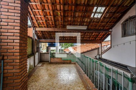 Casa para alugar com 338m², 4 quartos e 6 vagasCobertura