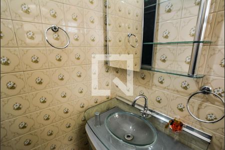 Casa para alugar com 338m², 4 quartos e 6 vagasBanheiro da Suíte 1