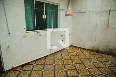 Casa à venda com 166m², 3 quartos e 4 vagasÁrea de Serviço