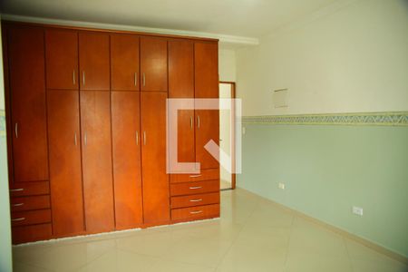 Casa à venda com 166m², 3 quartos e 4 vagasSuíte 3
