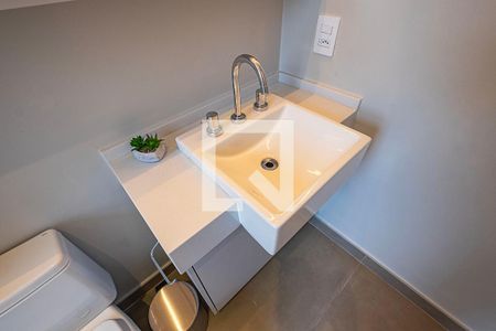 Apartamento para alugar com 37m², 1 quarto e 1 vagaSuíte - Banheiro