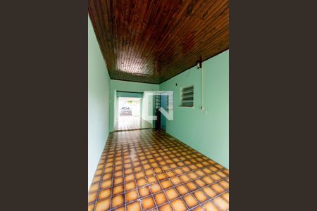 Casa à venda com 82m², 3 quartos e 3 vagasCorredor