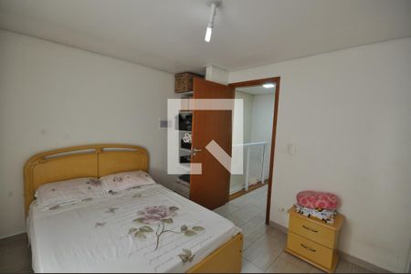 Quarto 1 de casa para alugar com 2 quartos, 120m² em Vila Nilo, São Paulo