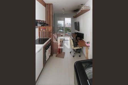 Apartamento à venda com 28m², 1 quarto e sem vagaCozinha e Área de Serviço