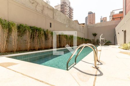 Studio para alugar com 25m², 1 quarto e sem vaga Studio para alugar com 25m², 1 quarto e sem vagaÁrea comum - Piscina