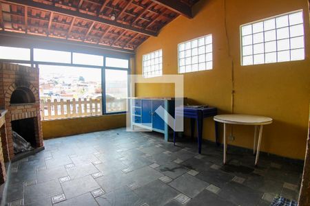 Casa à venda com 280m², 3 quartos e 2 vagasÁrea Gourmet