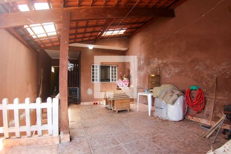 Casa à venda com 280m², 3 quartos e 2 vagasÁrea Externa