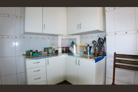 Casa à venda com 280m², 3 quartos e 2 vagasCozinha