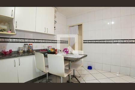 Casa à venda com 280m², 3 quartos e 2 vagasCozinha