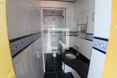 Casa à venda com 280m², 3 quartos e 2 vagasBanheiro 2