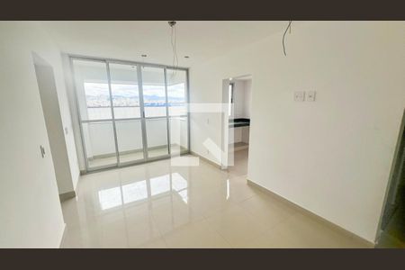Sala de apartamento à venda com 3 quartos, 176m² em Carlos Prates, Belo Horizonte