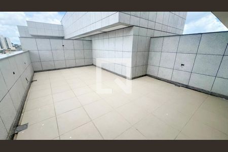 Térreo de apartamento à venda com 3 quartos, 176m² em Carlos Prates, Belo Horizonte