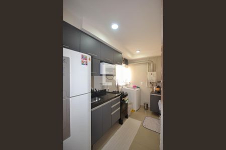 Apartamento para alugar com 42m², 2 quartos e 1 vaga Apartamento para alugar com 42m², 2 quartos e 1 vagaCozinha e Área de Serviço