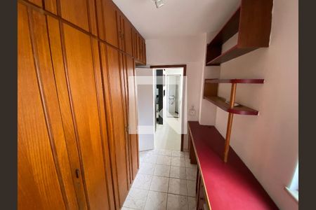 Apartamento à venda com 105m², 3 quartos e 2 vagasQuarto de Serviço