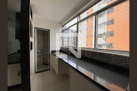 Apartamento à venda com 105m², 3 quartos e 2 vagasÁrea de Serviço
