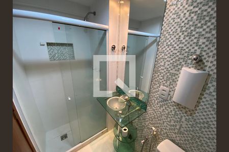 Apartamento à venda com 105m², 3 quartos e 2 vagasBanheiro Social