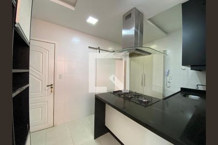 Apartamento à venda com 105m², 3 quartos e 2 vagasCozinha