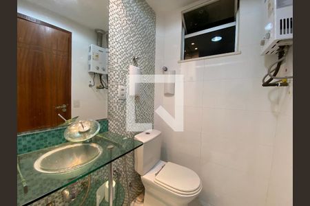 Apartamento à venda com 105m², 3 quartos e 2 vagasBanheiro Social