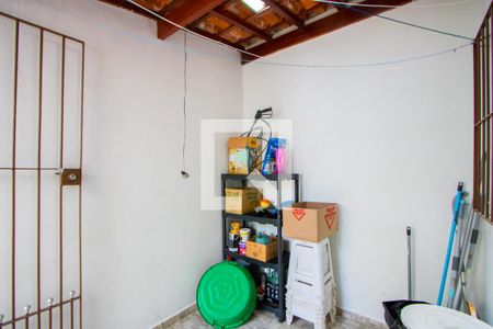 Casa à venda com 231m², 3 quartos e 2 vagas Casa à venda com 231m², 3 quartos e 2 vagasÁrea de serviço