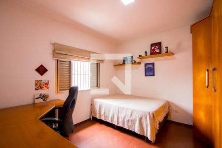 Casa à venda com 231m², 3 quartos e 2 vagas Casa à venda com 231m², 3 quartos e 2 vagasQuarto 2