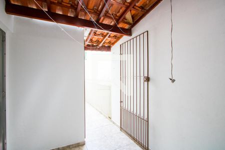 Casa à venda com 231m², 3 quartos e 2 vagas Casa à venda com 231m², 3 quartos e 2 vagasÁrea de serviço