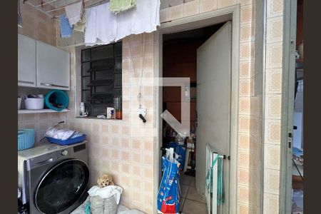 Casa à venda com 139m², 3 quartos e 2 vagas Casa à venda com 139m², 3 quartos e 2 vagasÁrea de Serviço