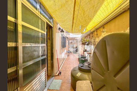 Casa à venda com 139m², 3 quartos e 2 vagas Casa à venda com 139m², 3 quartos e 2 vagasQuintal