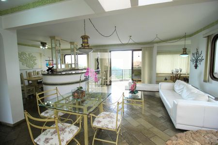 Apartamento para alugar com 544m², 4 quartos e 5 vagasCopa