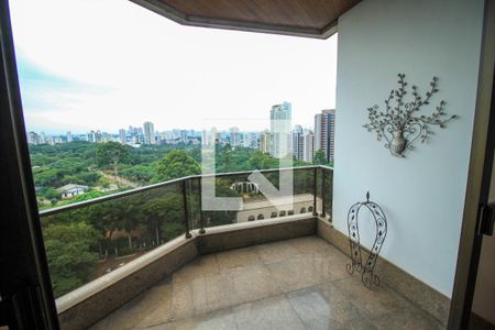 Apartamento para alugar com 544m², 4 quartos e 5 vagasVaranda 