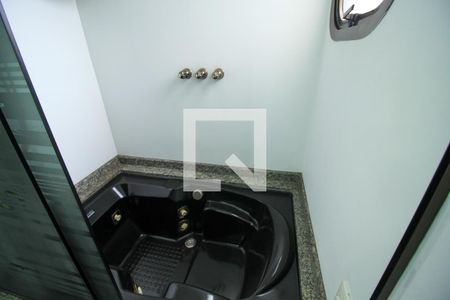 Apartamento para alugar com 544m², 4 quartos e 5 vagasBanheiro Quarto 2